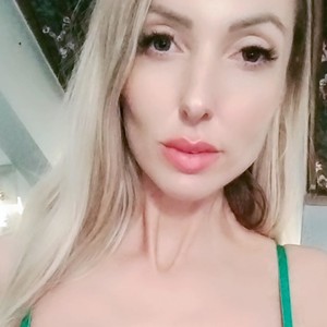 sexyemila