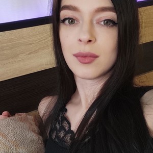 skinny_kira